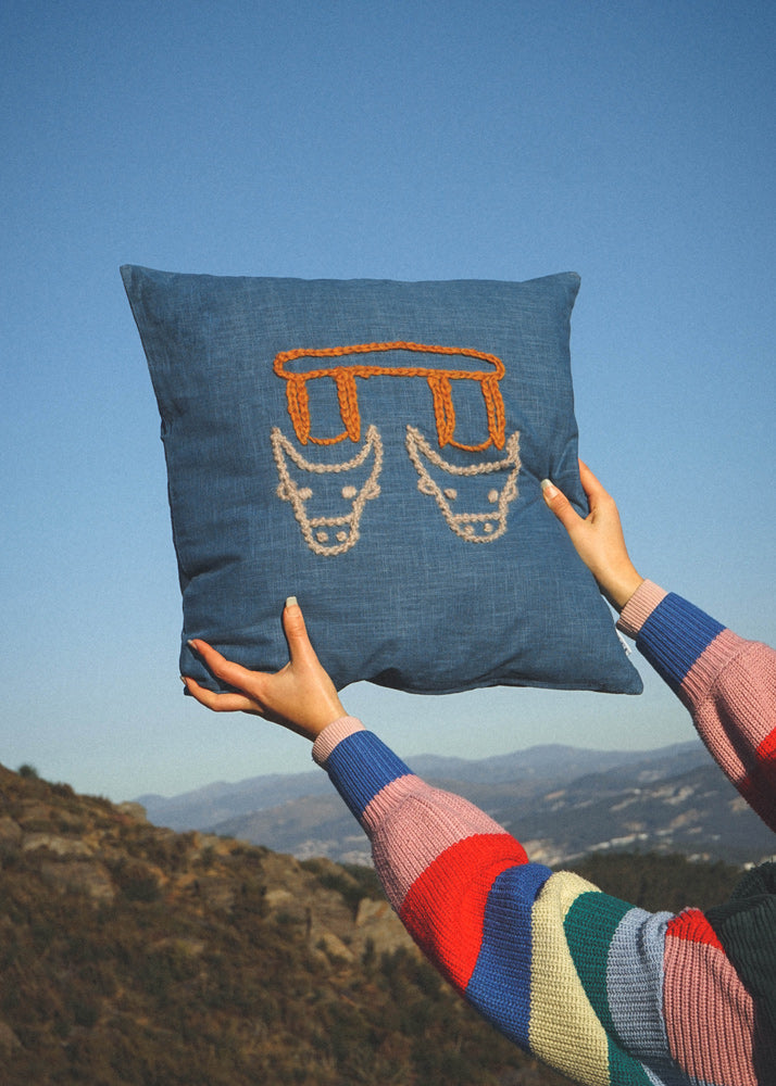 Jugo Pillow Cover